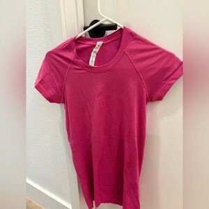 lululemon athletica  Short Sleeve *Read*